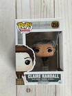 Funko Pop! Television: Outlander Claire Randall #250 Vinyl Figure J2