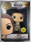 Star Wars The Last Jedi Rey #28 Funko Pop - Enamel Pin And Stand, Disney, Darth