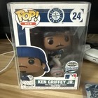 KEN GRIFFEY JR #24 - SEATTLE MARINERS FUNKO POP! MLB [SAFECO FIELD EXLUSIVE]