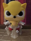 Funko Mystery Mini SUPER SONIC 1/72 SONIC THE HEDGEHOG Glow In The Dark GITD