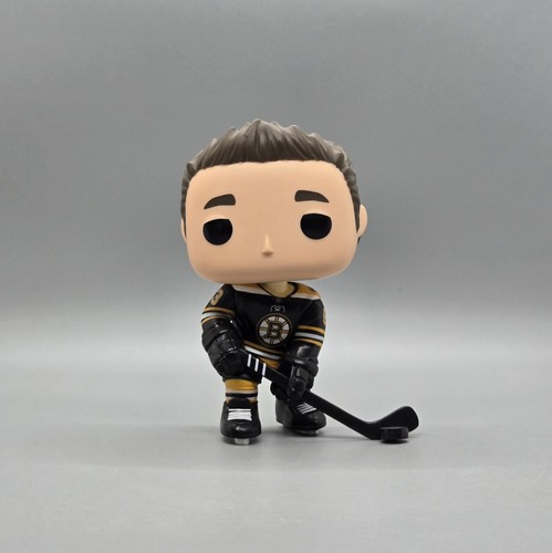 Funko Pop #11 Brad Marchand Boston Bruins NHL Pristine w/ Hard Protector Vaulted