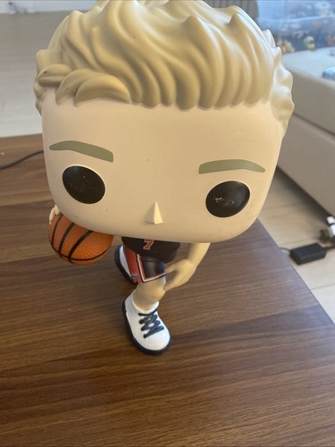 Funko Pop Larry Bird Team USA Basketball #124 Walmart Exclusive 10” - New in Box