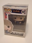Funko Pop! Rocks: Def Leppard – Joe Elliott Vinyl Figure #147 w/Protector