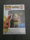 Funko Pop Flareon Flamara Pokemon No. 629 Pearlescent Pop