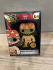 Funko Pop! Pin WWE "Macho Man" Randy Savage #04 Limited Edition Chase-R47-659