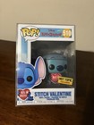 Funko Pop! Stitch Valentine (Lilo & Stitch) 510 - Hot Topic Excl W/ protector