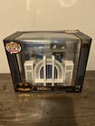 batman with hall of justice 80 Years Funko Pop #09