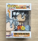 Funko Pop Dragon Ball Z Goku Ultra Instinct GITD #1694 + Free Protector
