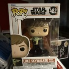 Funko Pop! Vinyl: Star Wars - Luke Skywalker with Grogu #482