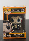 Funko Pop! Movies Universal Monsters Dracula # 1634 Vinyl Figure *New Damage Box