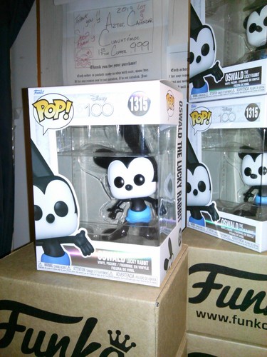 Funko Pop *DBL Boxed* OSWALD The Lucky Rabbit #1315 *NEW* MINT/NM (Disney 100th)