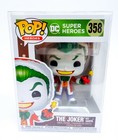 DC Super Heroes The Joker Santa 358 Funko Pop Vinyl + Pop Protector  Christmas