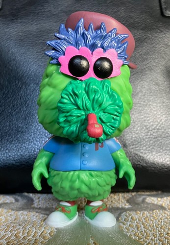 Funko Pop Phillie Phanatic Philadelphia Phillies Blue Jersey MLB Mascot 05