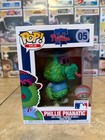 Funko Pop! MLB: #05 Phillie Phanatic w Hard Protecting Case