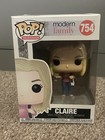 Funko Pop! Television Modern Family Claire #754 Vinyl Figure   2377
