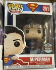 Superman Flying #251 (Vaulted) Funko Pop! DC Universe (Specality Series)