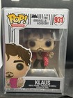 Funko Pop! Vinyl: The Umbrella Academy Klaus #931 with Pop Protector