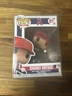 Funko Pop! Shohei Ohtani #105 Funko Exclusive Dodgers pitching w/ Pop Protector