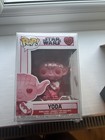 Star Wars : Yoda #421 Funko Pop – Valentine’s Edition With Protector.