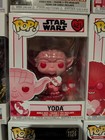Funko Pop! Vinyl Star Wars Valentine Yoda #421 Bobblehead Pink Red White
