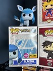 Funko Pop! Games: Pokémon Glaceon #921 Flocked - Hot Topic Exclusive With Box