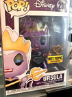 Exclusive Little Mermaid Ursual FUNKO POP 231 Autograph Pat Carroll (Beckett)