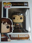 FUNKO POP 🐸 Lord of The Rings #444 FRODO BAGGINS VINYL 🐸 with Protector (A5)