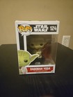 Funko Pop! Vinyl: Star Wars - Yoda (Dagobah) #124