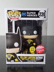 🔥Funko Pop Yellow Lantern Batman #220 Glow Fugitive Exclusive (Damaged)🔥
