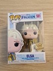 Funko Pop! Elsa #581 Disney Ultimate Princess Gold, with Pin Funko Exclusive