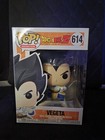 Funko Pop Dragon Ball Z Vegeta #614 w/Pop Protector