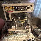 Funko POP! DC Super Heroes Batman (1989) #01 GameStop Exclusive w/ Protector Thr