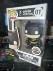 Funko Pop Heroes DC 1989 Batman GameStop Exclusive 01