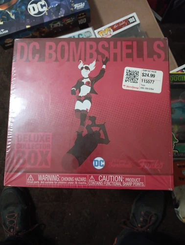 Funko - DC Comics Bombshells - Deluxe Collectors Box - includes Pop! Batman #258