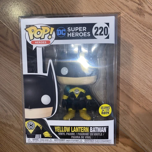 FUNKO DC SUPER HEROES YELLOW LANTERN BATMAN GITD EXCLUSIVE POP VINYL FIGURE 220