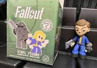 Funko Mystery Minis Fallout Vinyl Figure Male Vault Dweller (1-1)