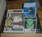 FUNKO POP  8-BIT #12 PREDATOR GITD WITH LANYARD & SOCKS GAMESTOP EXCLUSIVE