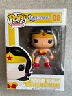 FUNKO POP DC UNIVERSE WONDER WOMAN #08 NEW IN YELLOW BOX EARLY VERSION FIGURE