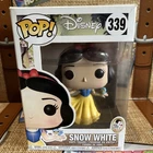 Funko Pop! Disney Snow White Vinyl Figure #339
