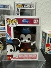 Funko Pop! Disney Sorcerer Mickey Mouse #37 Series 4 W/Protector 💨 🚚