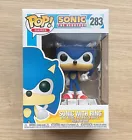 Funko Pop Games Sonic The Hedgehog Sonic With Ring #283 + Free Protector