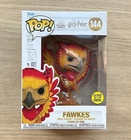 Funko Pop Harry Potter Fawkes GITD #144 + Free Protector