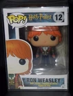 FUNKO POP! : HARRY POTTER SERIES - RON WEASLEY #12 W/ POP PROTECTOR