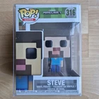 Funko Pop Minecraft 316 Steve With Protector