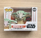Funko Pop Star Wars Grogu With Chowder Squid #469 + Free Protector