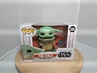 Funko Pop! Star Wars - The Child Concerned 384 - The Mandalorian Special Edition