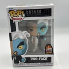 Funko Pop! Vinyl: DC Universe - Two-Face - Hot Topic Online (Comic Con)