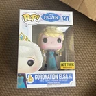 Funko Pop! Vinyl: Disney - Elsa (Coronation) - Hot Topic (Exclusive) #121