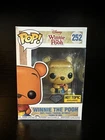 Funko Pop! Vinyl: Disney - Winnie the Pooh (Seated) (Diamond Glitter)