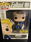 Funko Pop! Vinyl: Fallout - Vault Boy (Medic Perk) - Hot Topic (Exclusive) #101